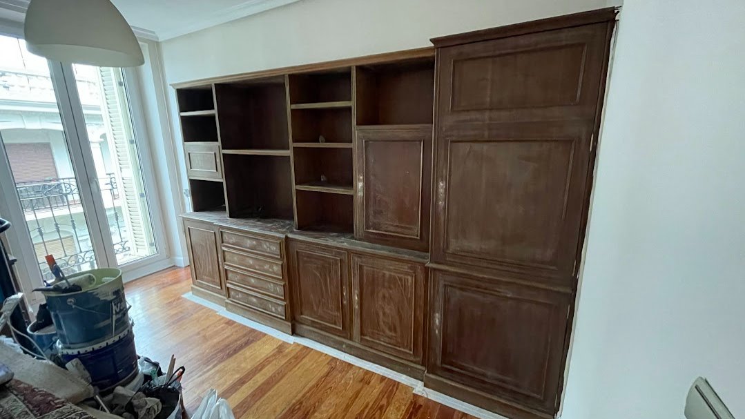 Lacado de mueble de salón en Donostia - San Sebastián